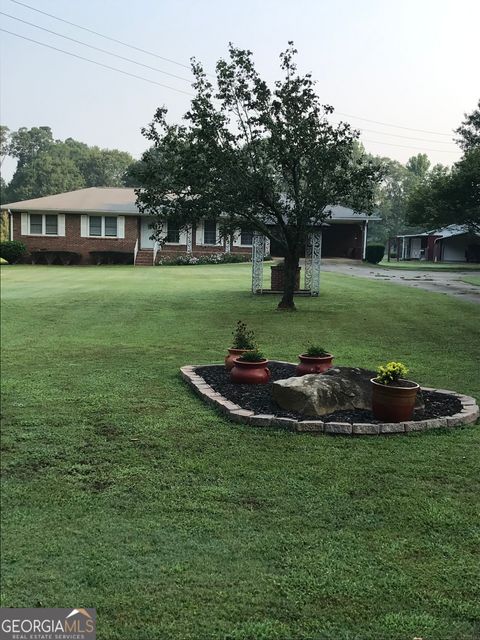 A home in Ellenwood