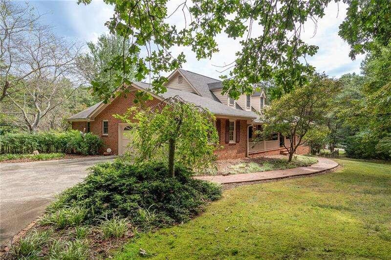 1827 Lost Mountain RD