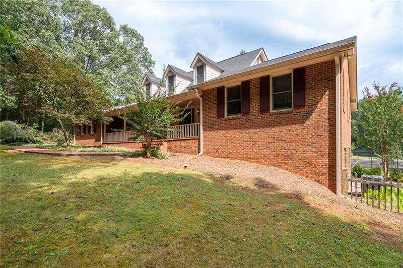 1827 Lost Mountain RD