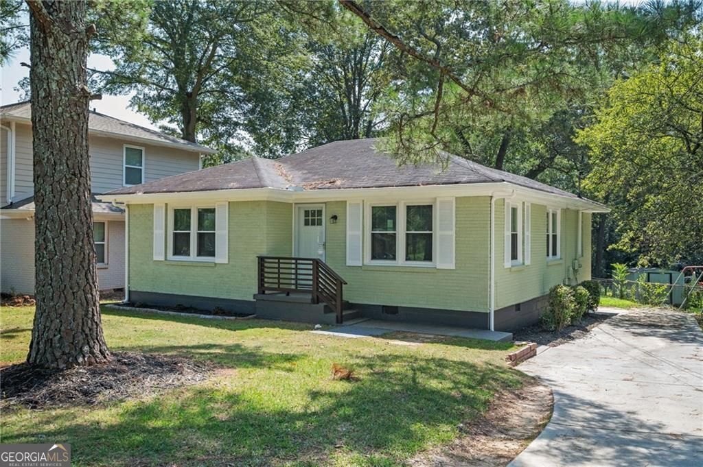 Photo of 2823 McAfee Road, decatur, GA 30032 (MLS # 10798353)
