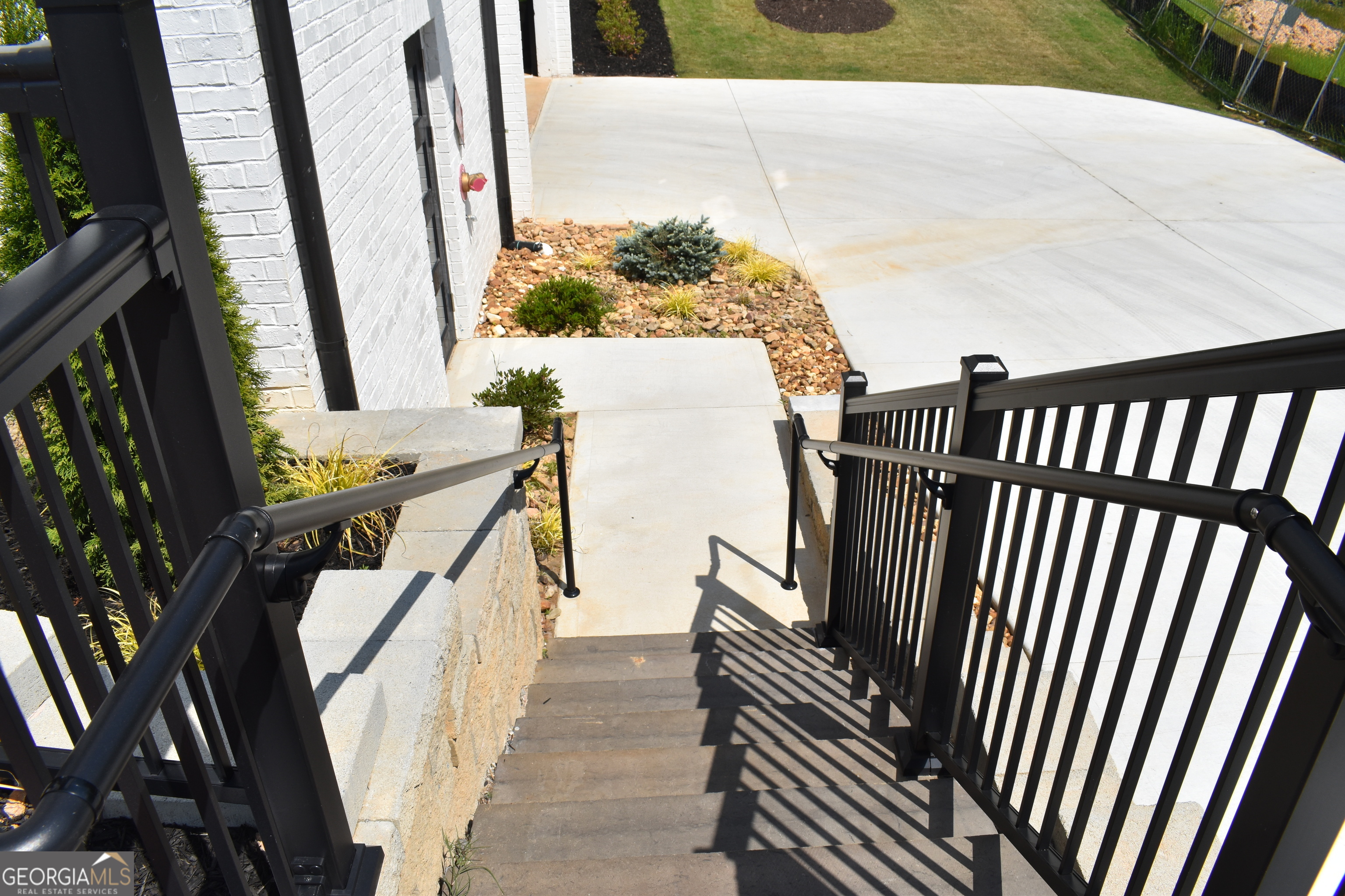 1050 Blair Ln 104