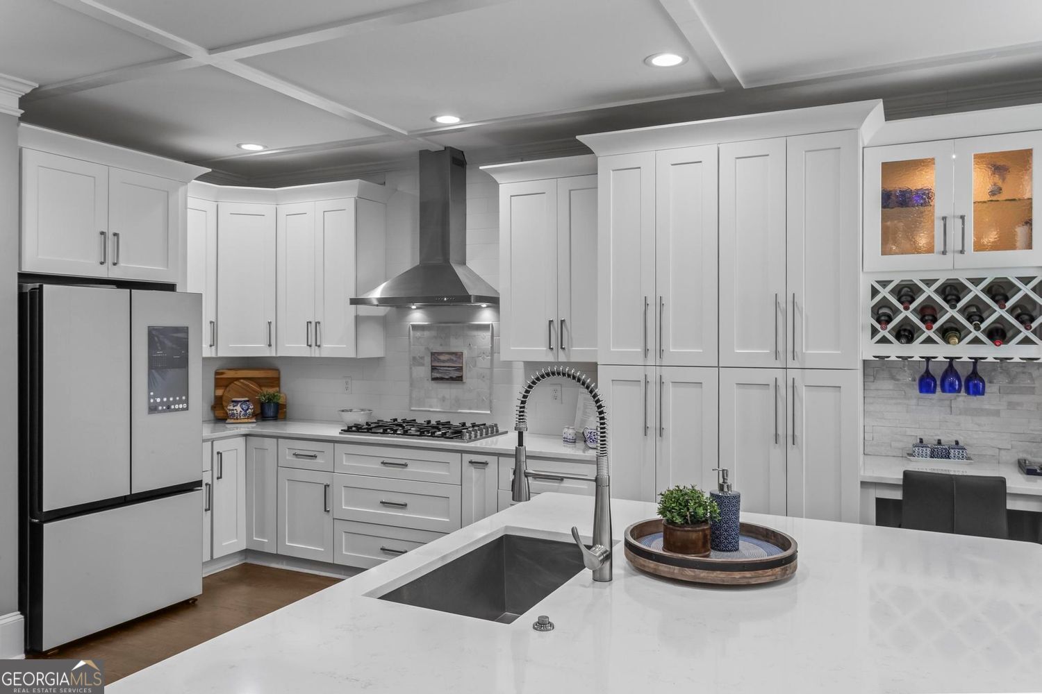 Alpharetta, Georgia 30005, United States, 4 Bedrooms Bedrooms, ,5 BathroomsBathrooms,Residential,Active,200339