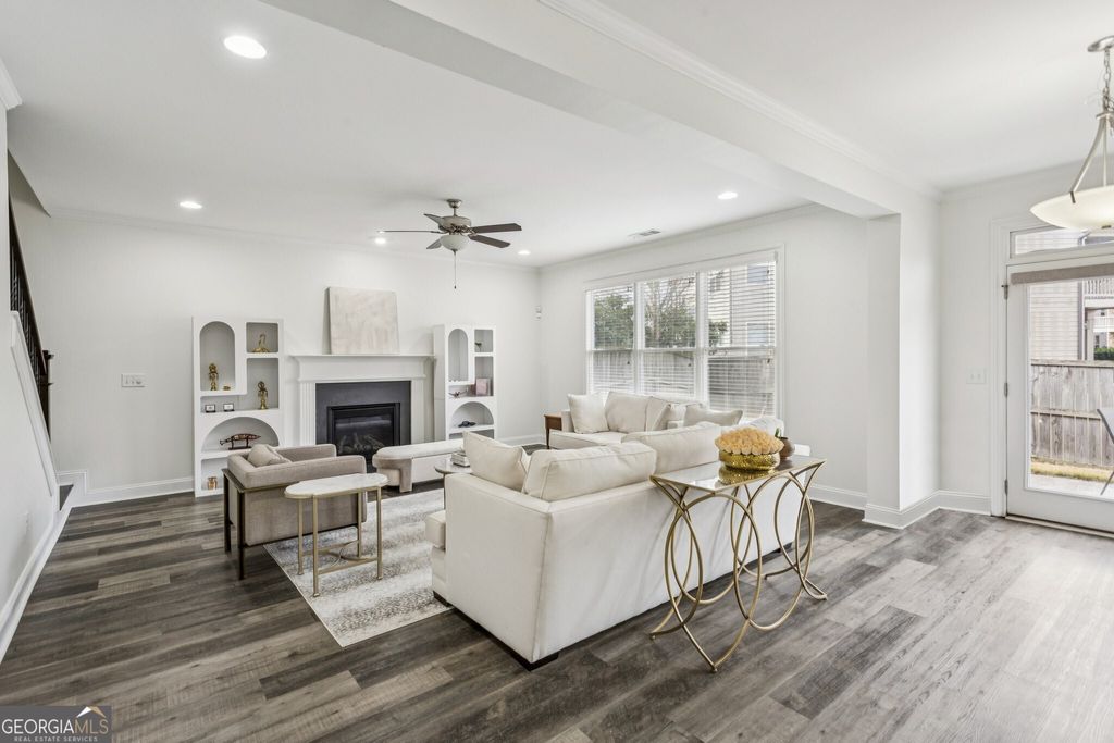 Photo of 2118 Garrison Way NW, Atlanta, GA 30318 (MLS # 10694637)