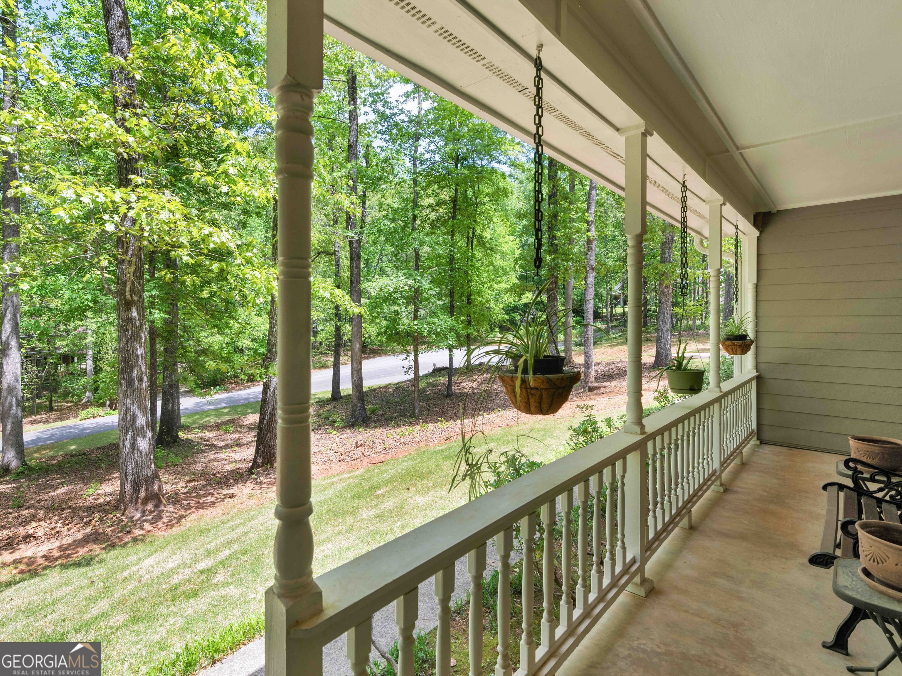 50 Ridgeview DR