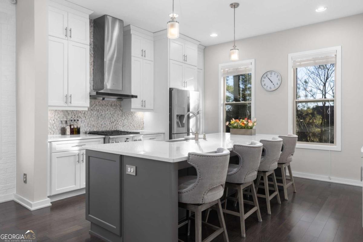 823 Canterbury Overlook