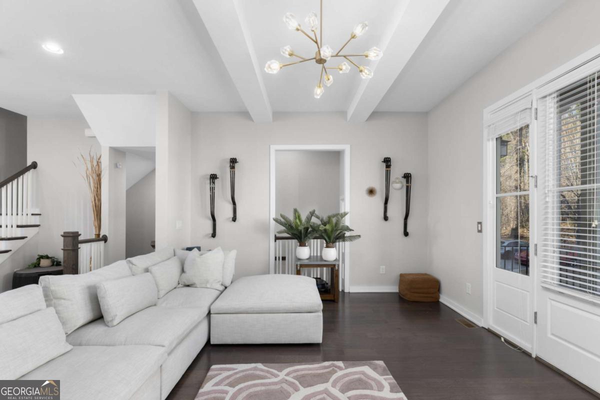 823 Canterbury Overlook