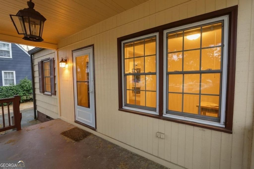 Photo of 1951 Dresden Drive NE, Brookhaven, GA 30319 (MLS # 10726500)