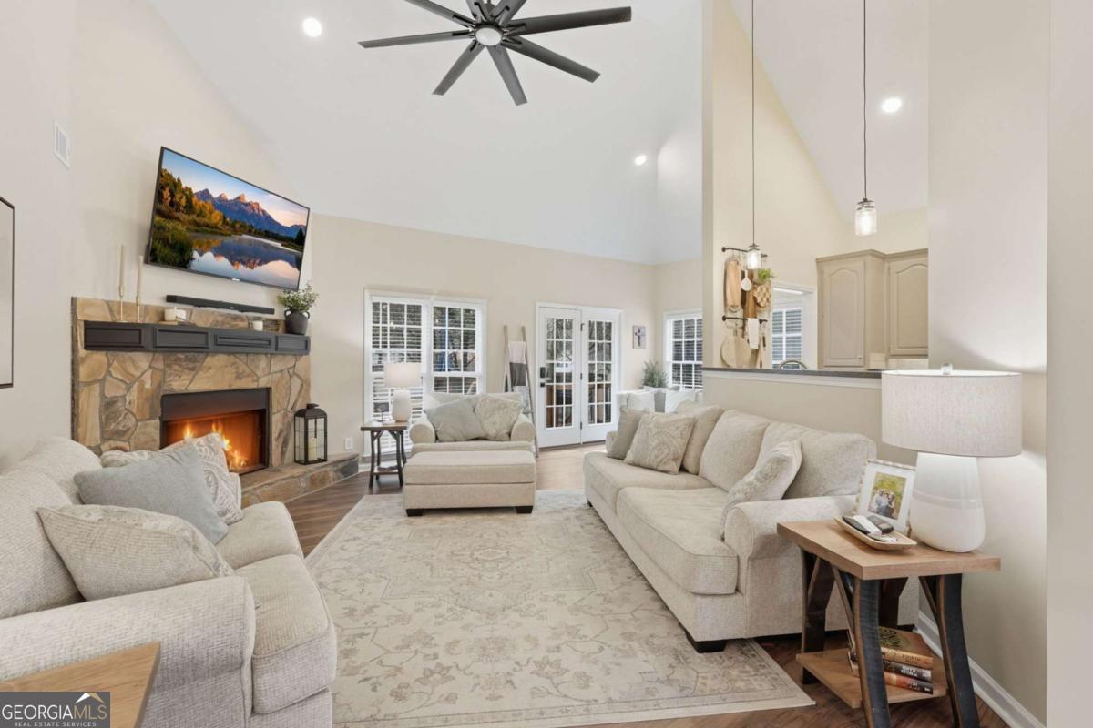 1970 Quail Hollow DR