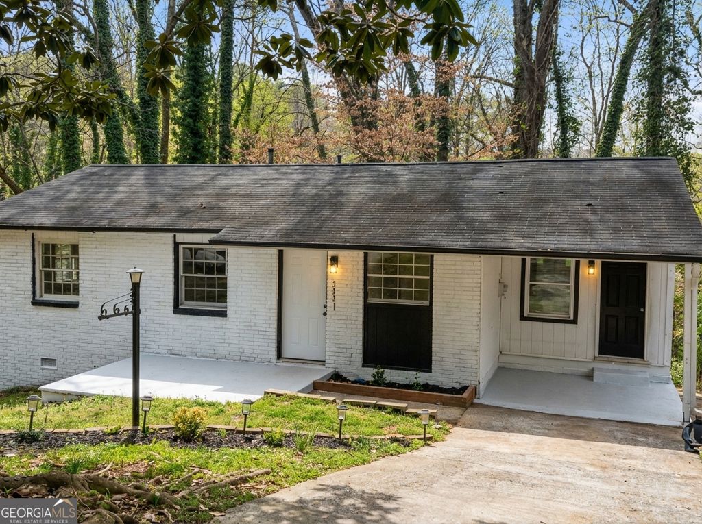 Photo of 3521 Fairlane Court NW, Atlanta, GA 30331 (MLS # 10660663)