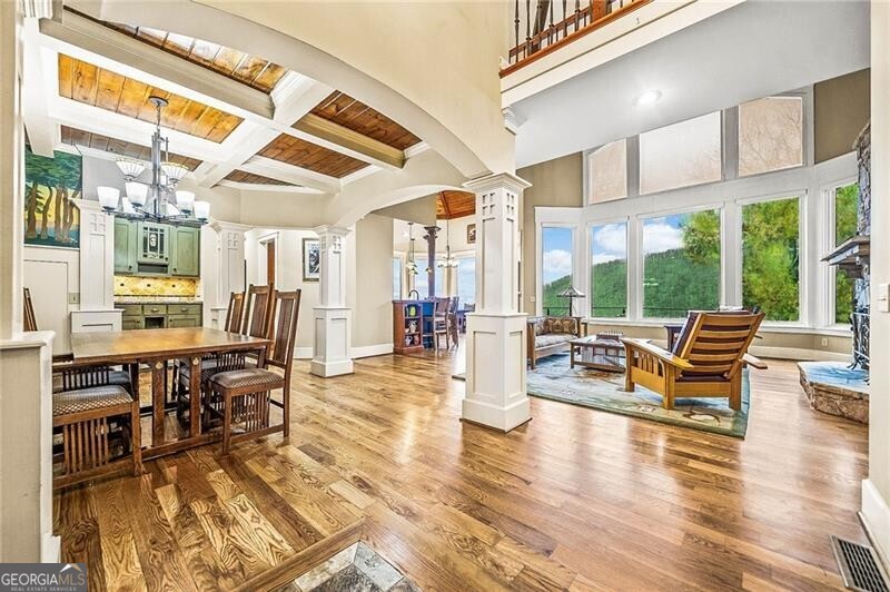 1043 Deer Run RDG