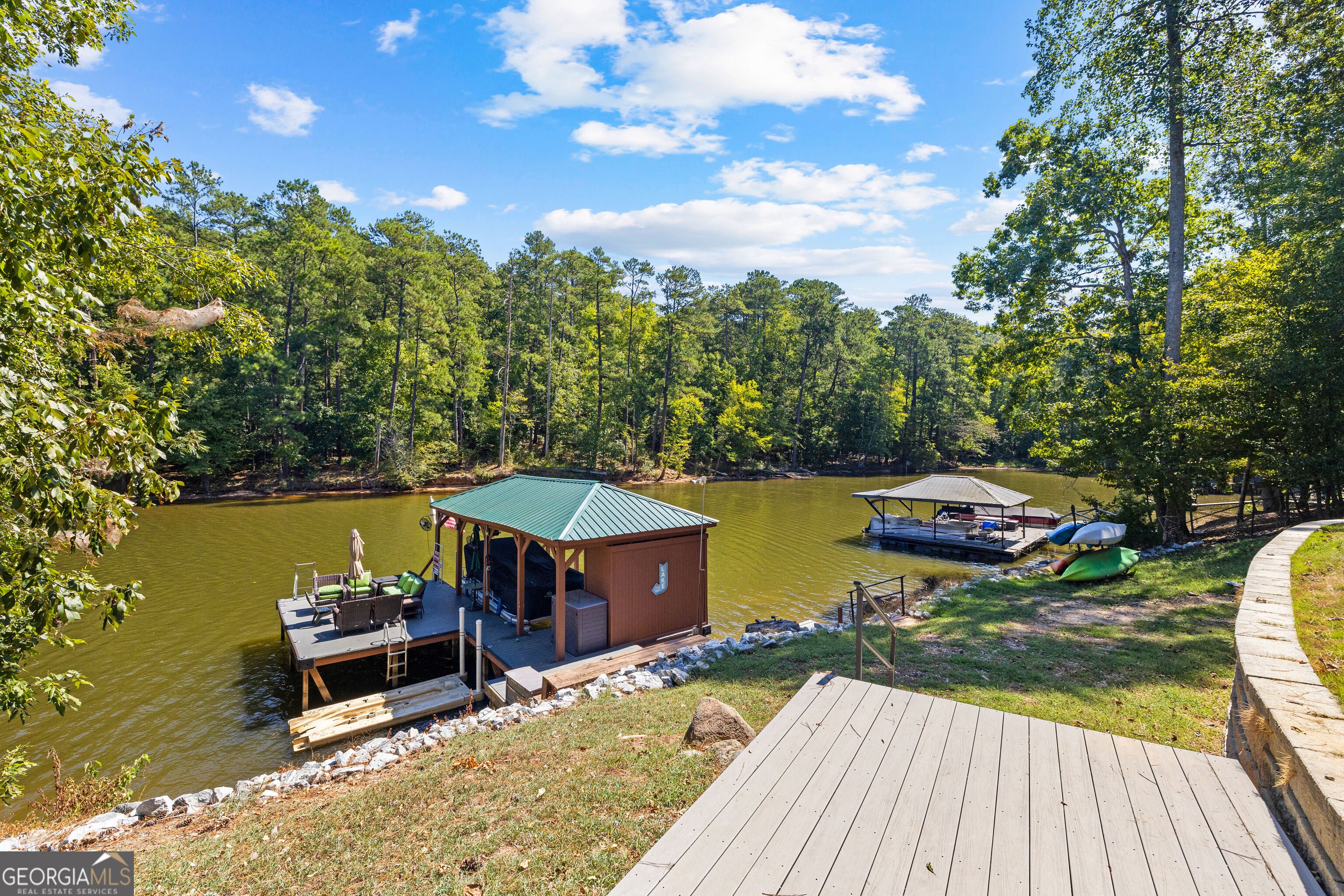 780 Eagle DR