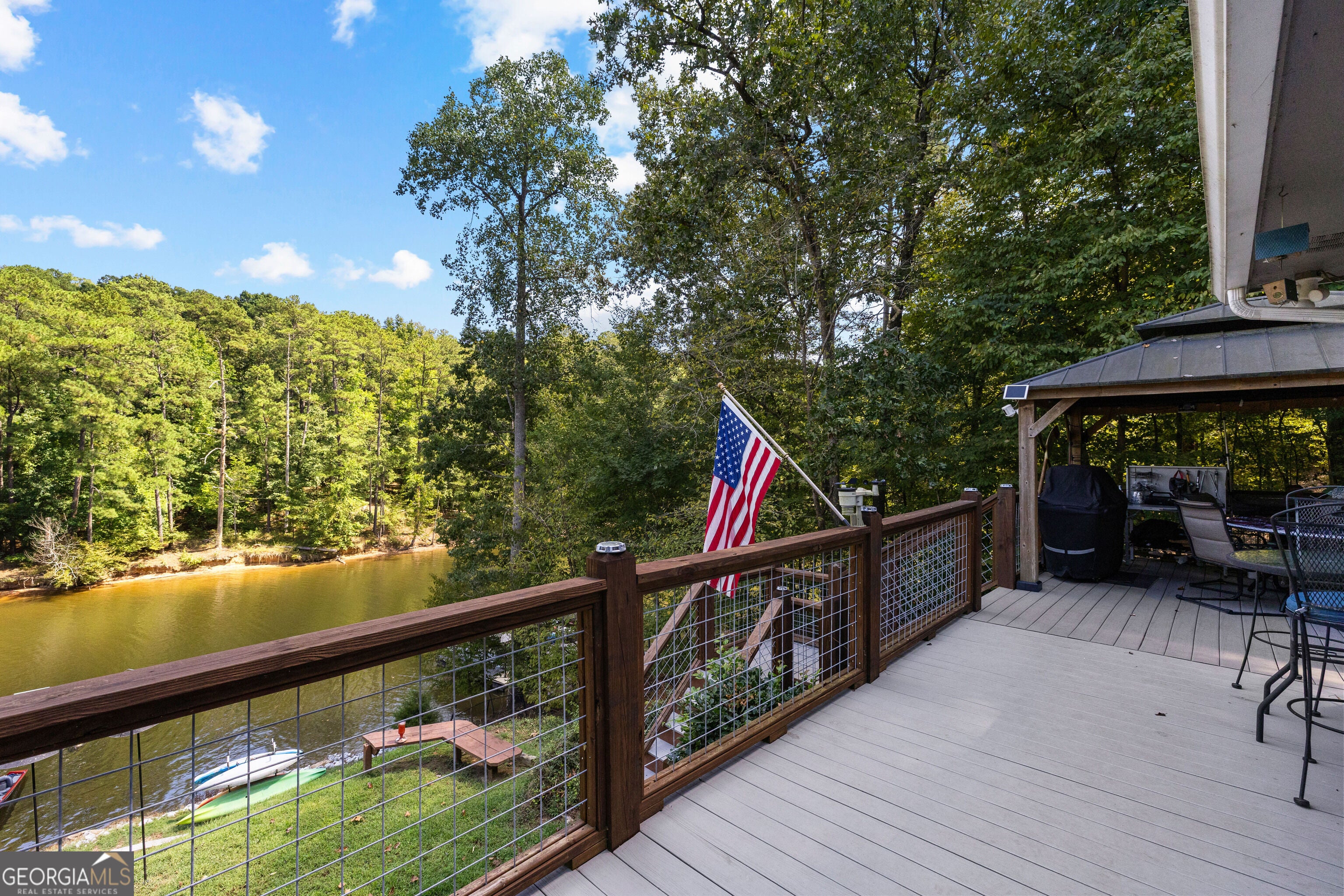 780 Eagle DR