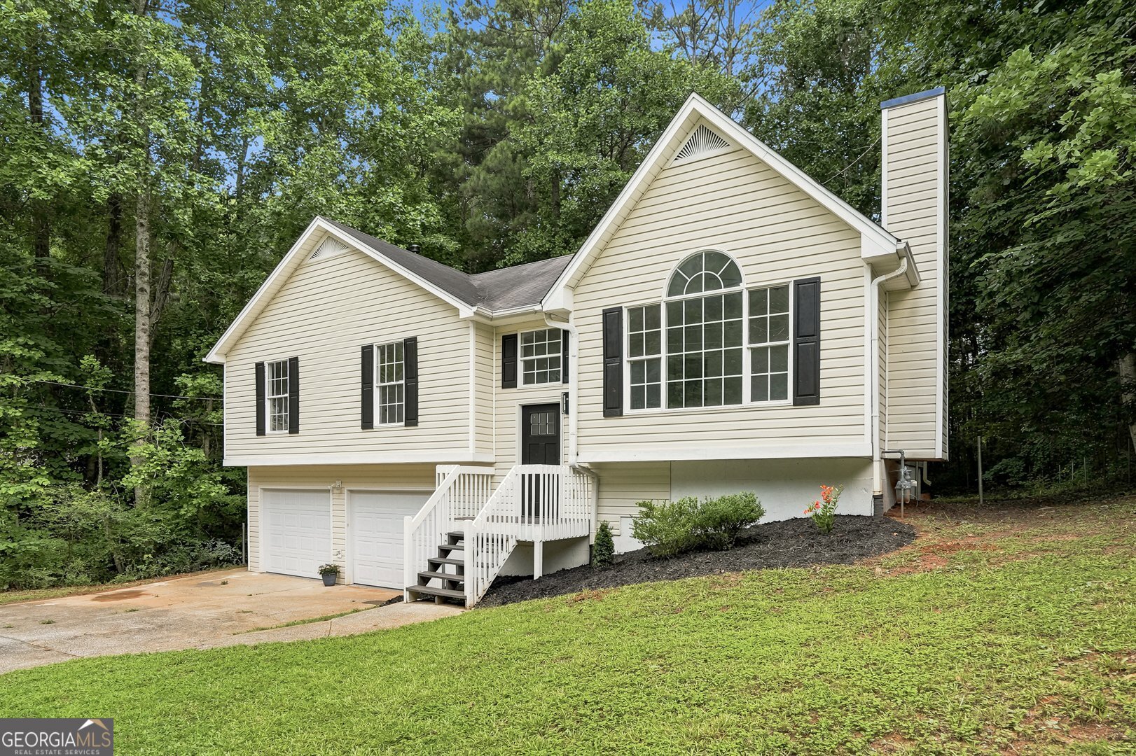 195 Ashbury CT
