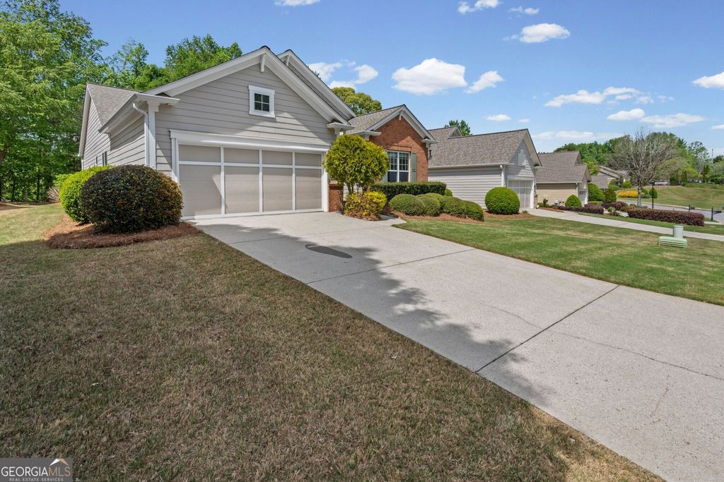 Photo of 4920 Kings Common Way, Cumming, GA 30040 (MLS # 10736707)