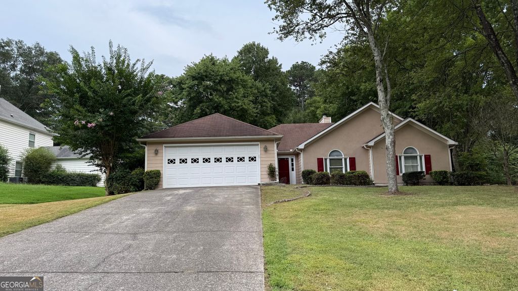 Photo of 995 Old Spring Way, Sugar Hill, GA 30518 (MLS # 10698504)