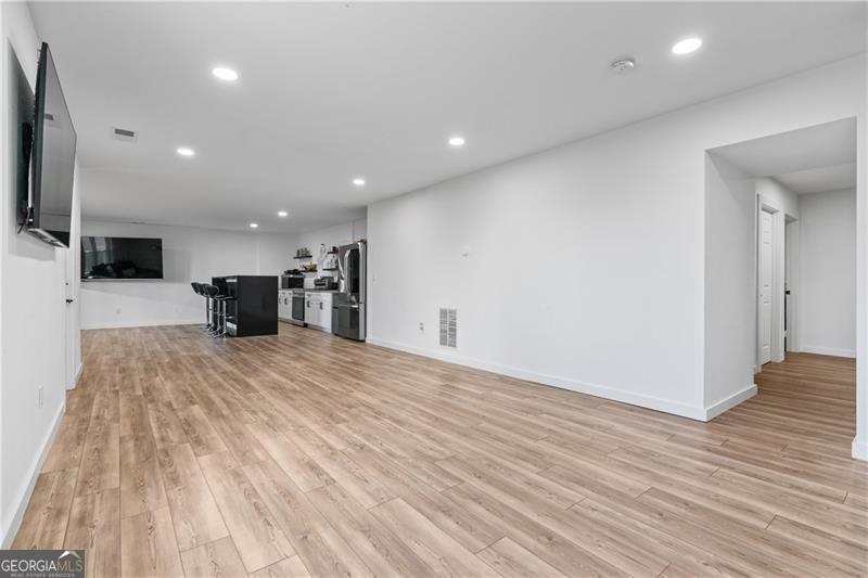 The Summit At Sweat Mountain - Residential
