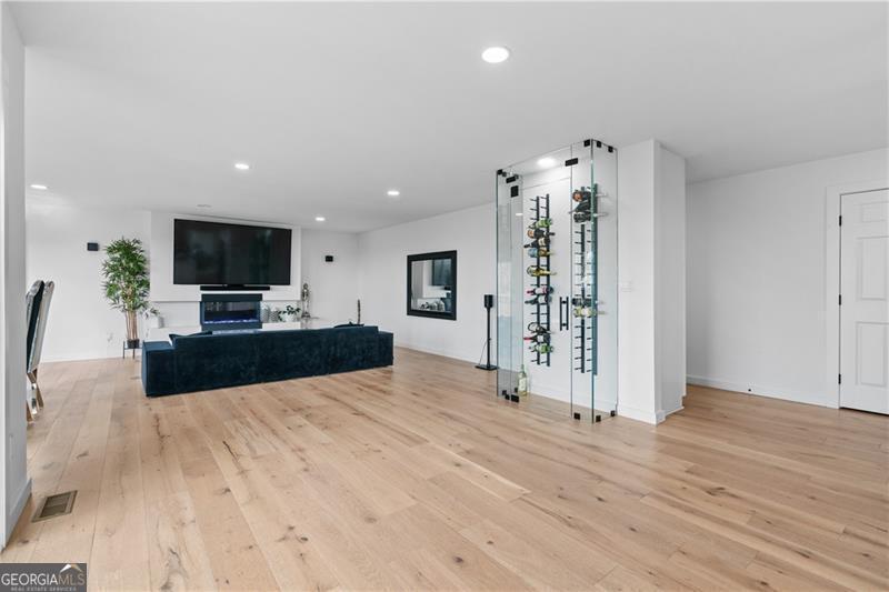 The Summit At Sweat Mountain - Residential