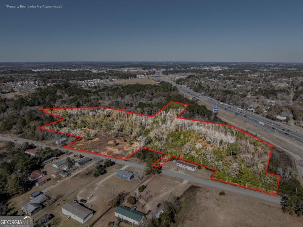 Photo of 604 W Golden Road W, Tifton, GA 31794 (MLS # 10670621)