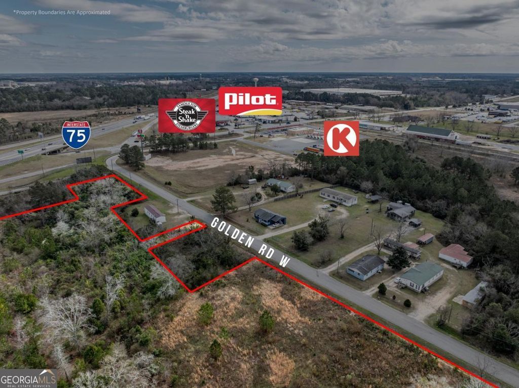 Photo of 604 W Golden Road W, Tifton, GA 31794 (MLS # 10670621)