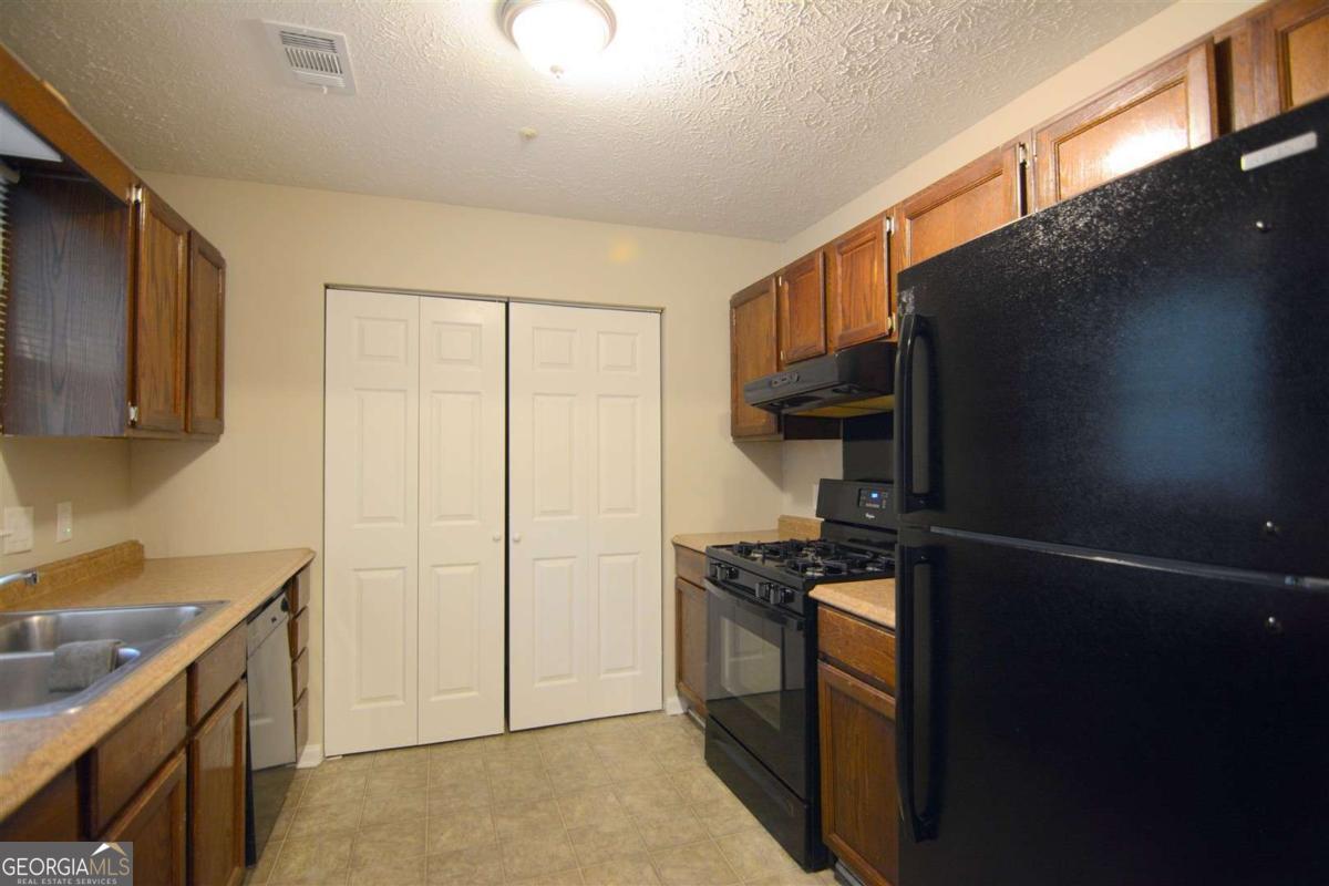 Chatham Square - Residential Lease