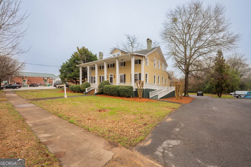Photo of 270 S Main Street, Madison, GA 30650 (MLS # 10667058)