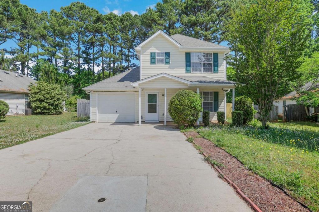 Photo of 1338 N Hampton Drive, Hampton, GA 30228 (MLS # 10753551)