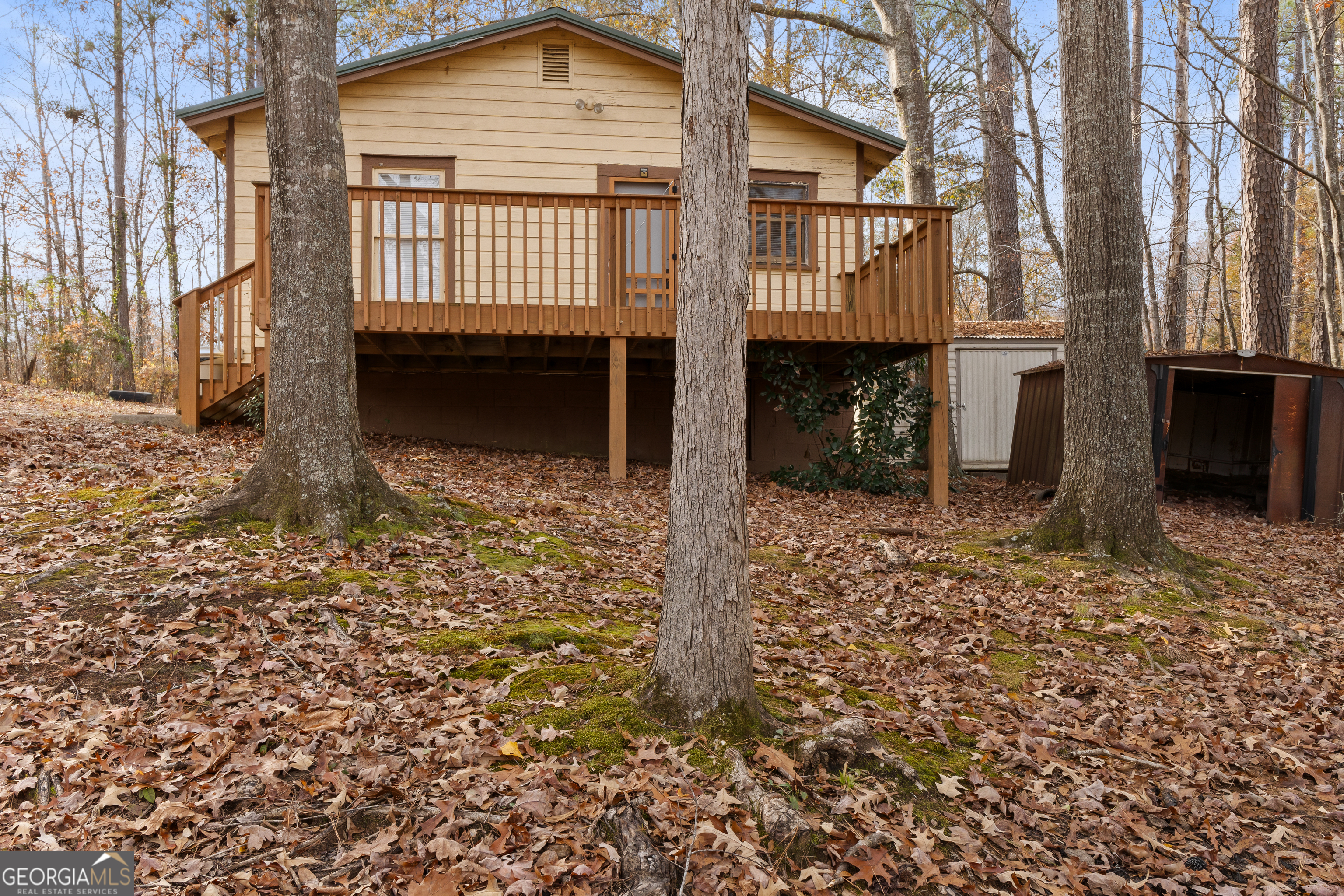 186 Arrow Point RD