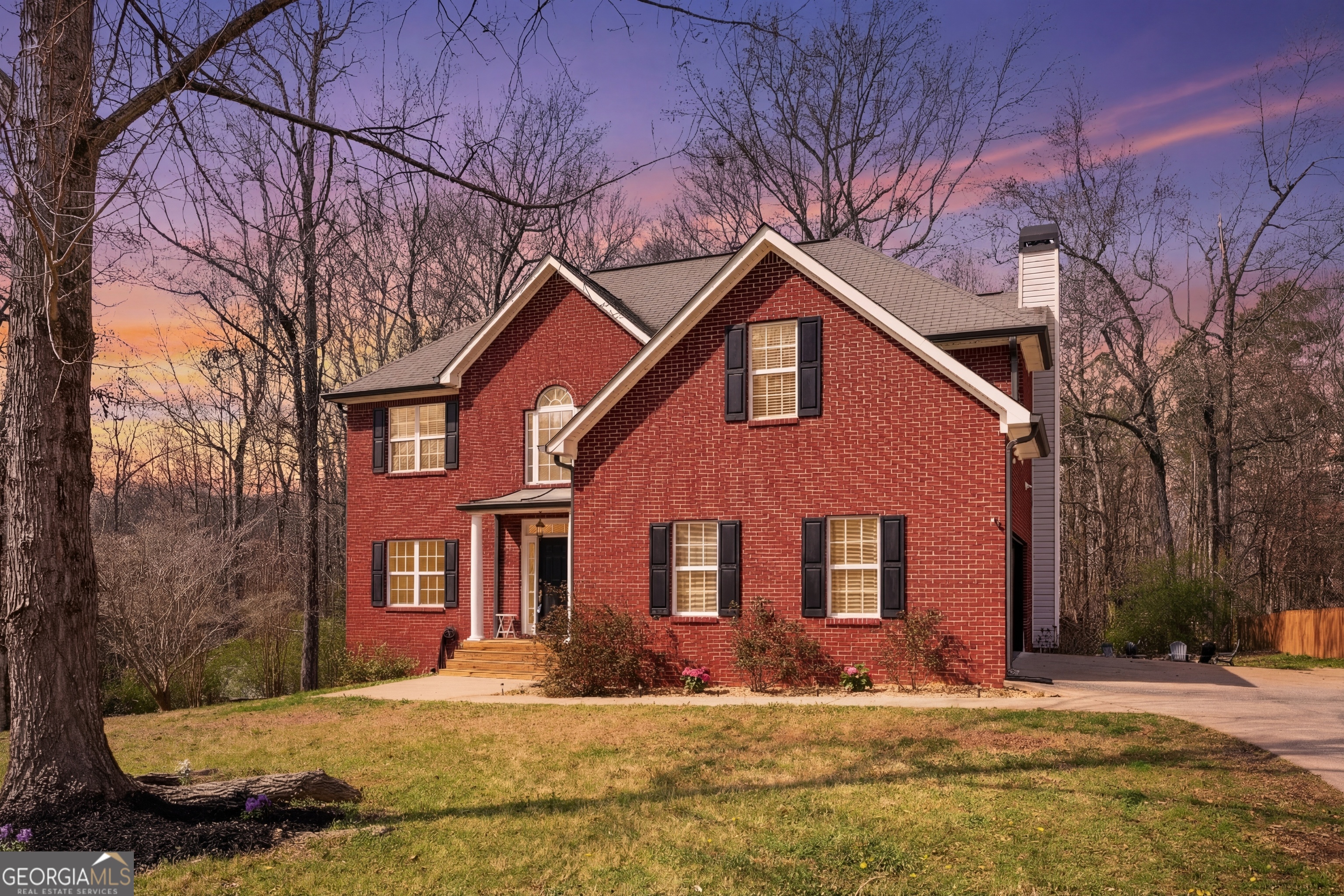 3942 Birdie DR