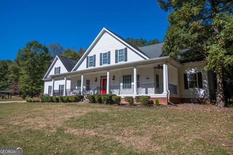 A home in Winterville