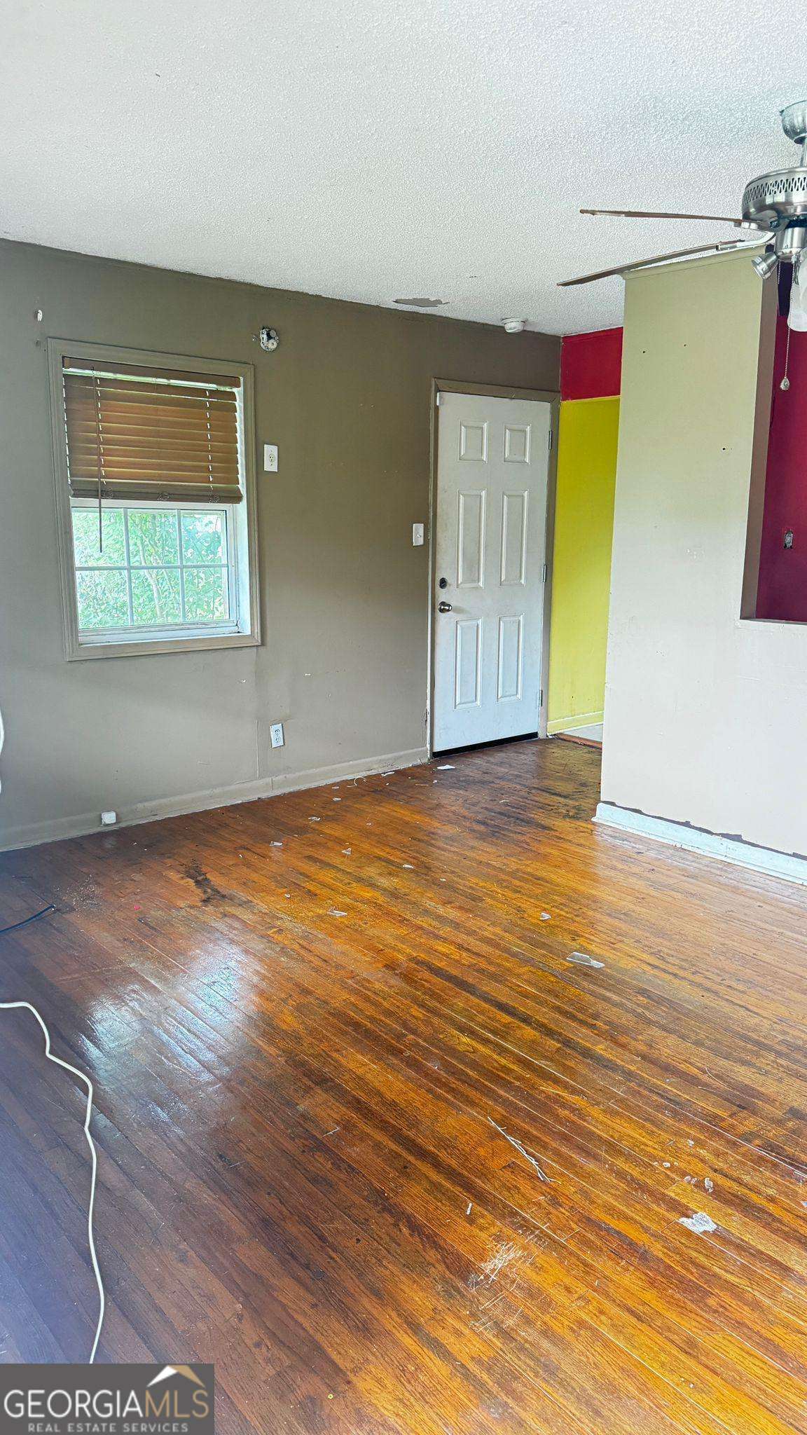 4311 Ashland DR
