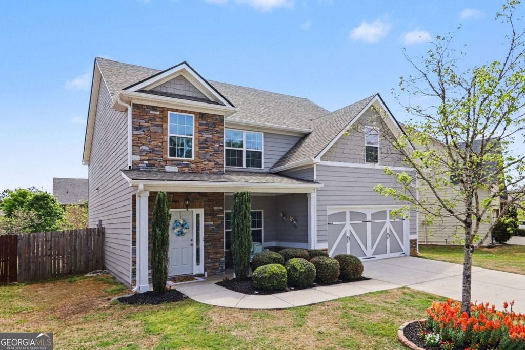 Photo of 166 Briandwood Drive, Newnan, GA 30265 (MLS # 10741253)