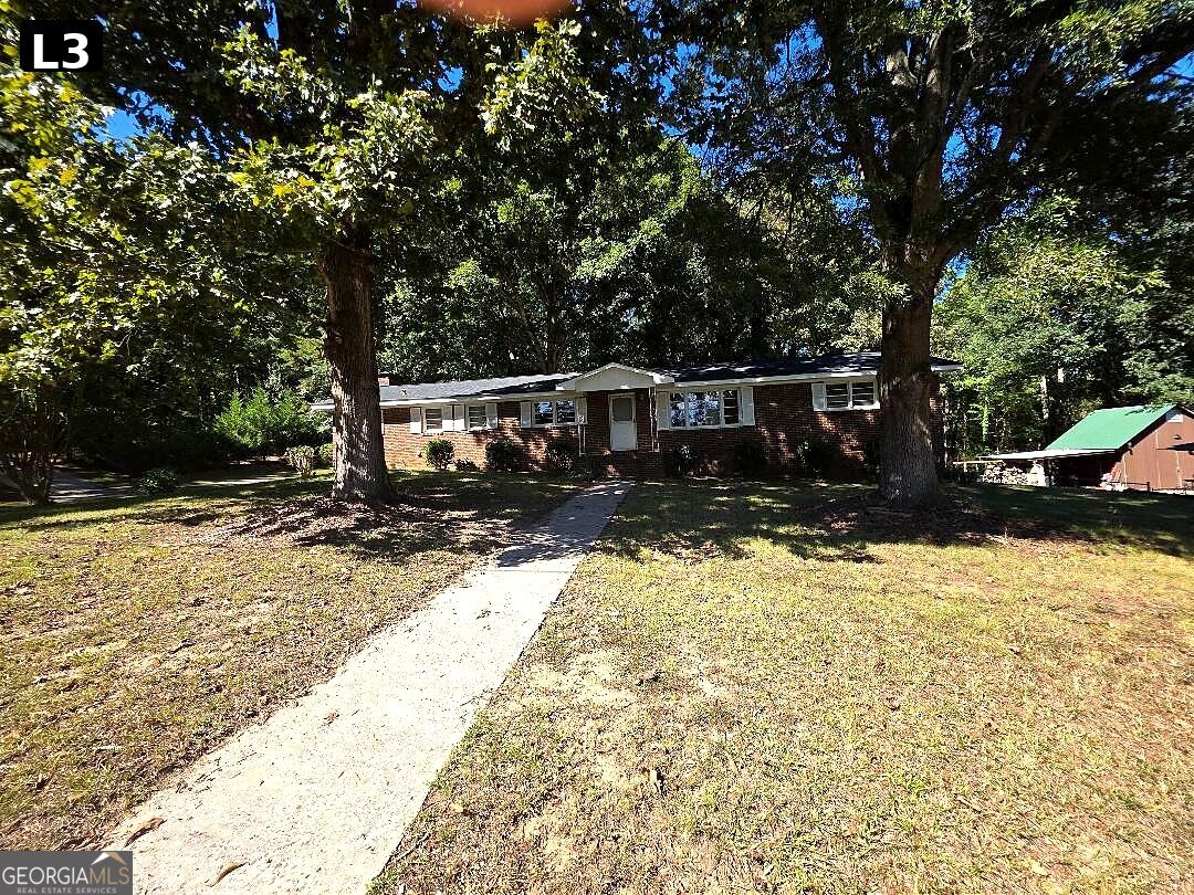 411 Dewberry LN SE