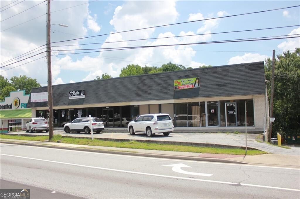 5634 Buford HWY