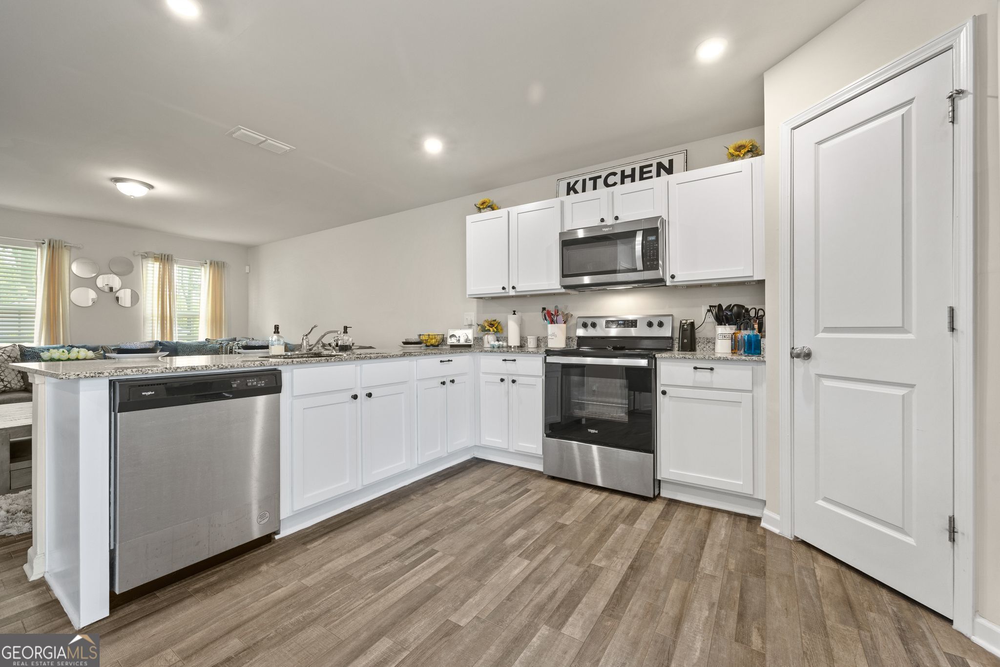 Milner, Georgia 30257, United States, 4 Bedrooms Bedrooms, ,3 BathroomsBathrooms,Residential,Active,176541