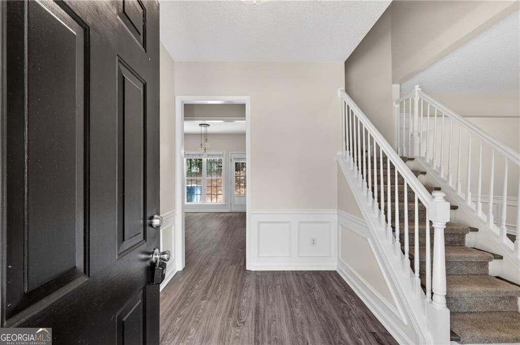 2052 Tallapoosa DR