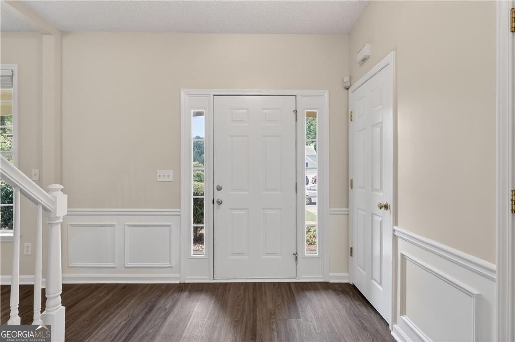 2052 Tallapoosa DR