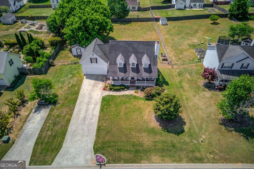 Photo of 204 Angie Way, Bethlehem, GA 30620 (MLS # 10740927)