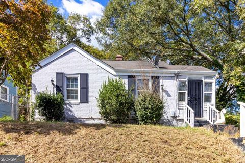 Photo of 225 1st Street SW, Atlanta, GA 30314 (MLS # 10625795)