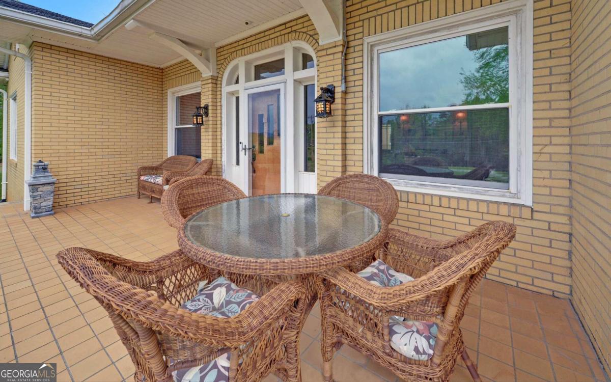 2465 Blue Ridge DR