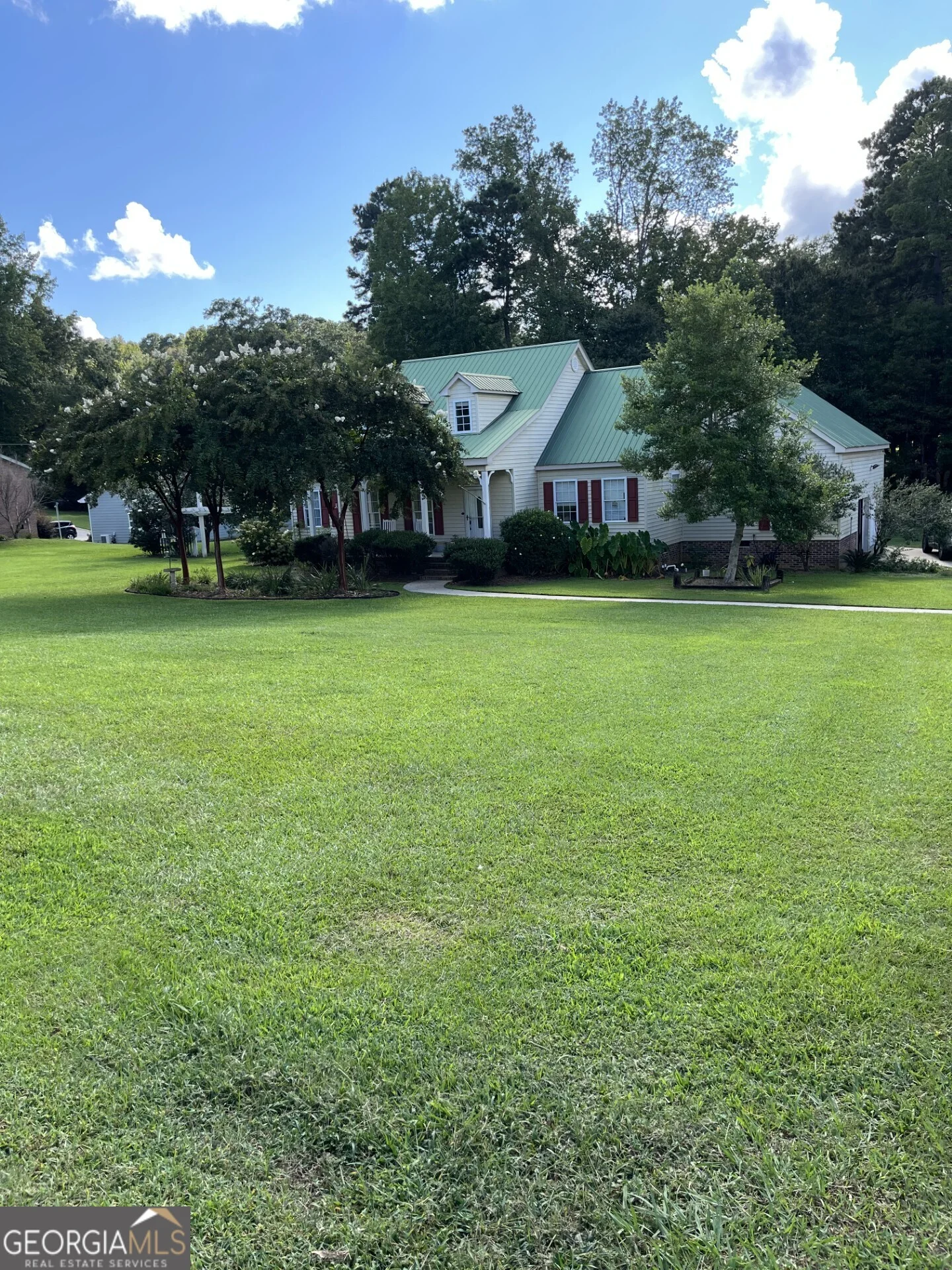 604 Farris Boulevard