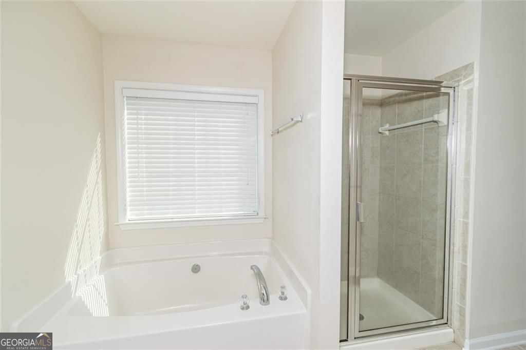 Cumming, Georgia 30040, United States, 3 Bedrooms Bedrooms, ,3 BathroomsBathrooms,Residential,Active,199119