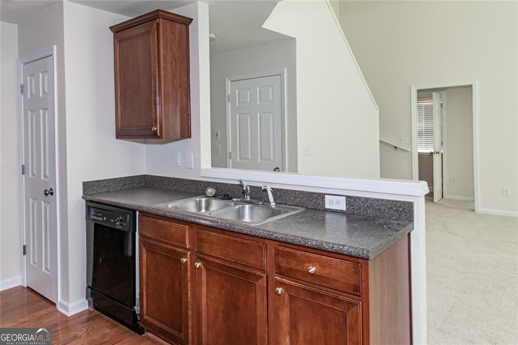 Cumming, Georgia 30040, United States, 3 Bedrooms Bedrooms, ,3 BathroomsBathrooms,Residential,Active,199119