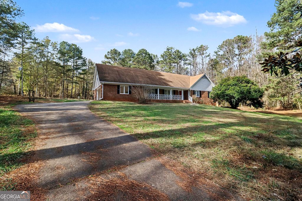 Photo of 4161 Campbell Road, Snellville, GA 30039 (MLS # 10657210)
