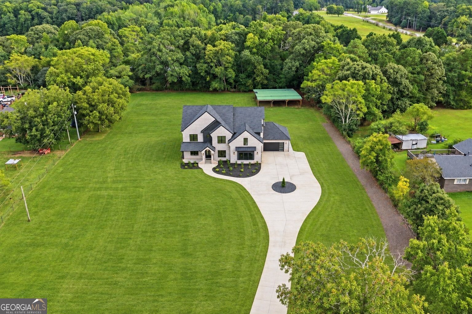 931 Stewart RD