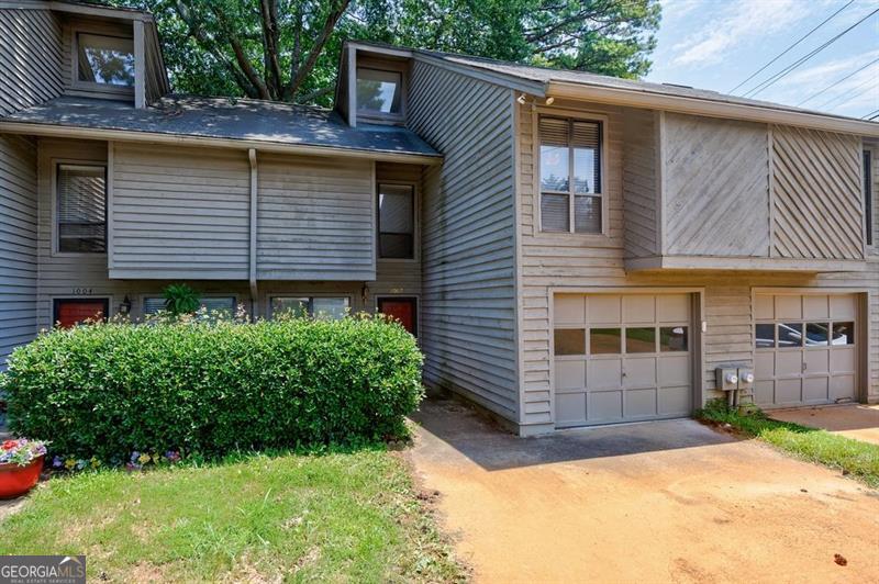 1002 Creatwood CIR SE