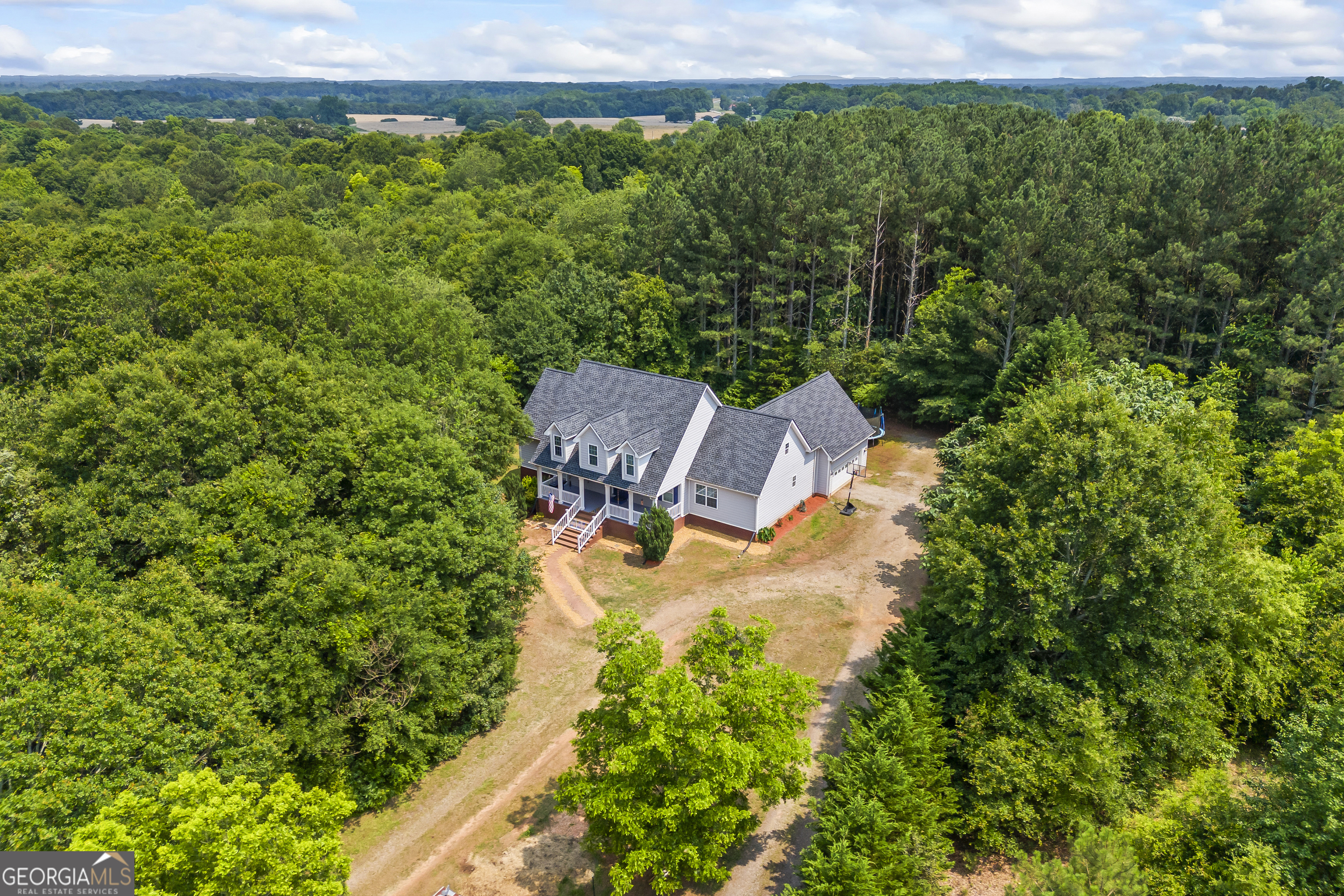 136 Wedgewood DR