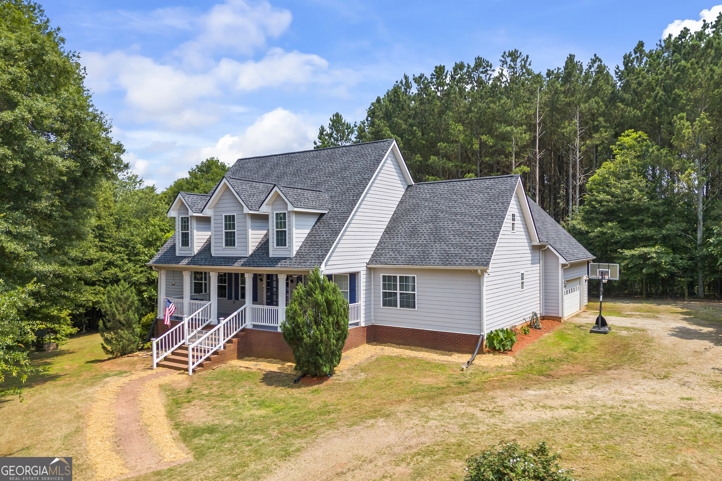 136 Wedgewood DR