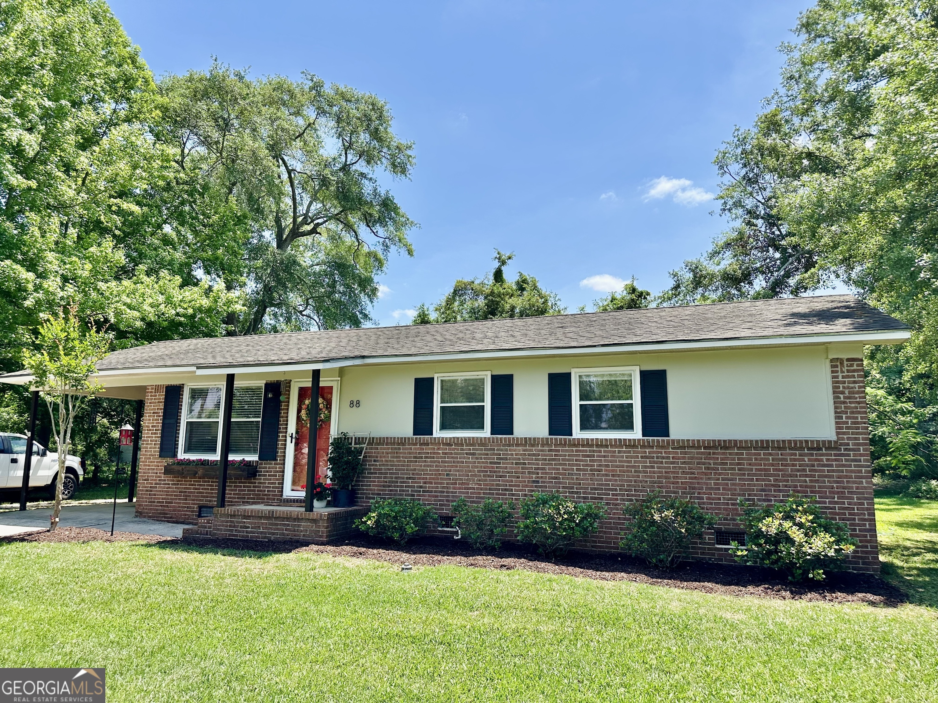 Listing image 1