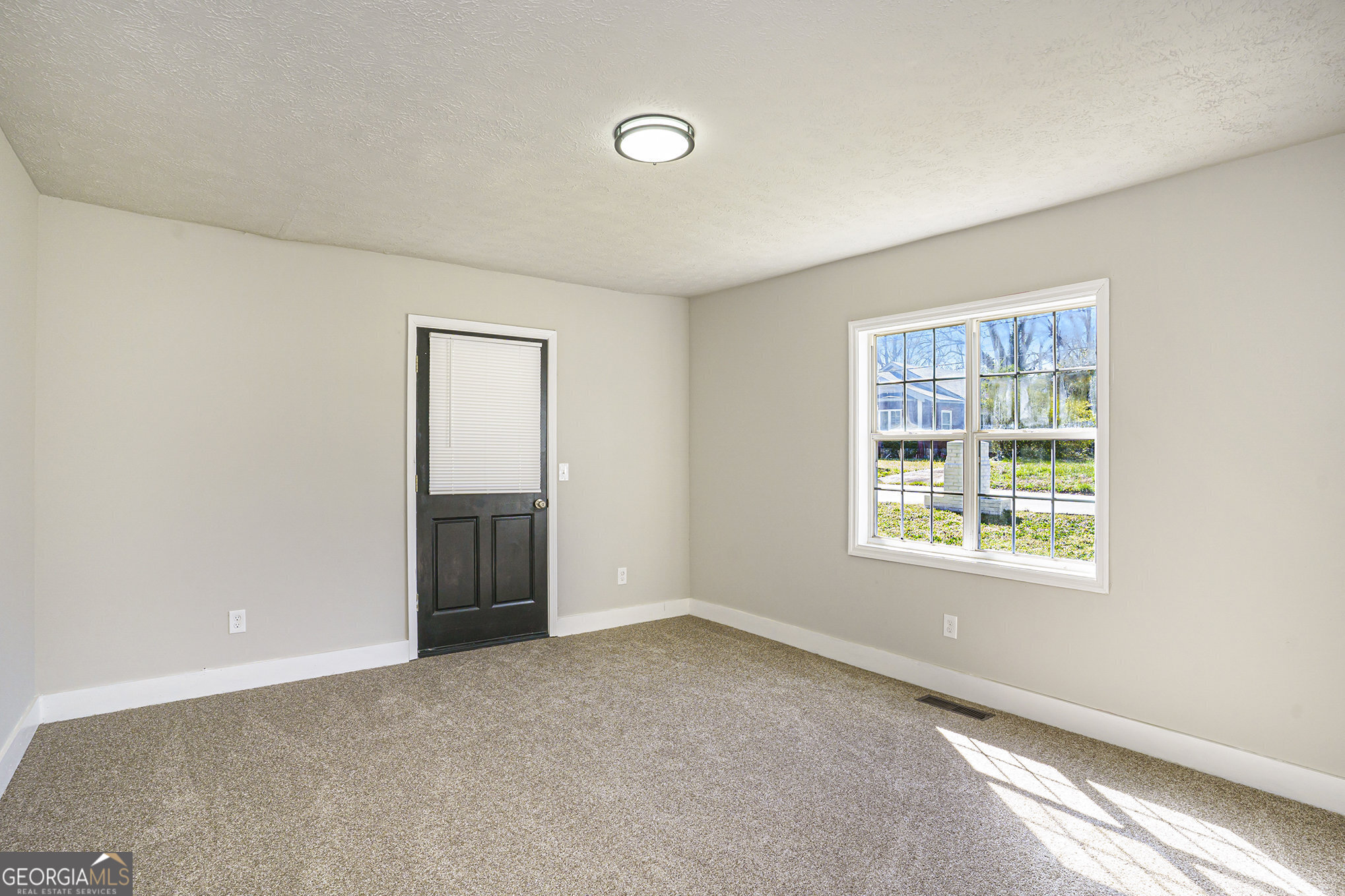 Griffin, Georgia 30223, United States, 4 Bedrooms Bedrooms, ,2 BathroomsBathrooms,Residential,Active,92538