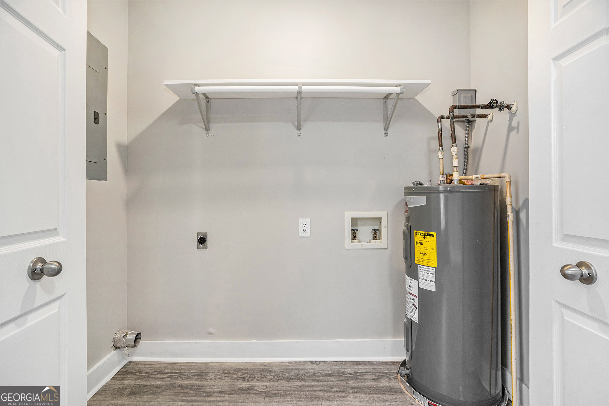 Griffin, Georgia 30223, United States, 4 Bedrooms Bedrooms, ,2 BathroomsBathrooms,Residential,Active,92538